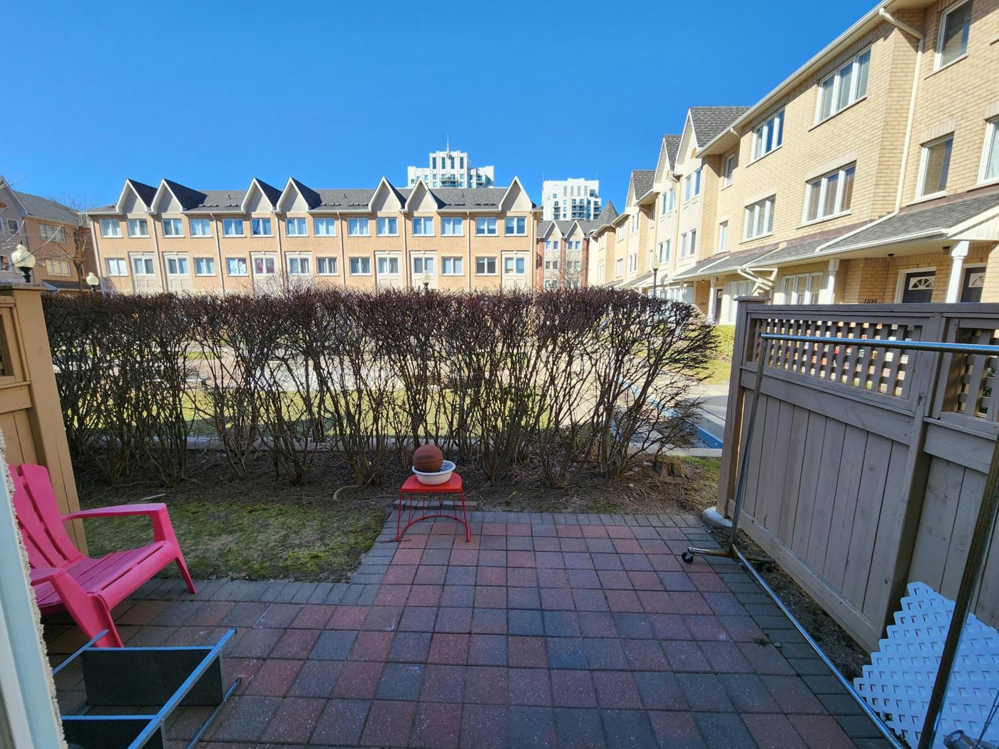 Scarborough Townhouse * Toronto